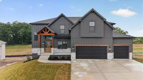 8218 NW 90th Ter, Kansas City, MO 64153