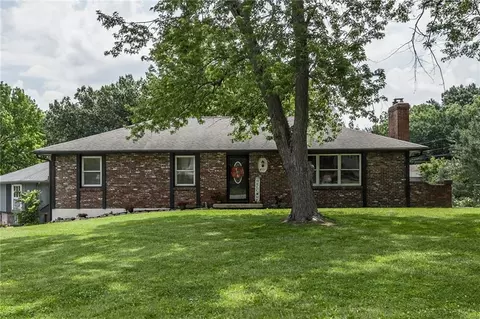 4521 Sutton Ct, Kansas City, KS 66106