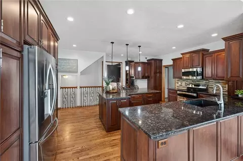 Kitchen - 905 Florence Ave, Raymore, MO 64083 photo 5 of 8