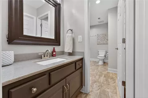 Bath - 905 Florence Ave, Raymore, MO 64083 photo 8 of 11