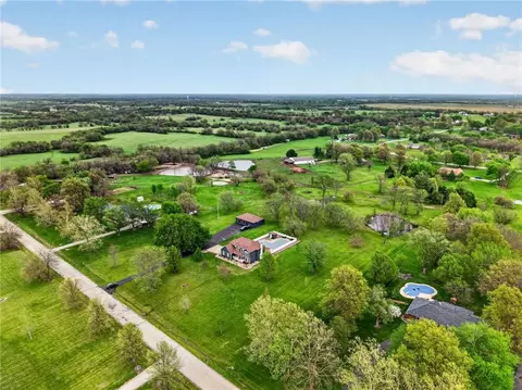 View/Area - 905 Florence Ave, Raymore, MO 64083 photo 3 of 6