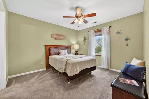 Bedroom - 905 Florence Ave, Raymore, MO 64083 photo 4 of 9