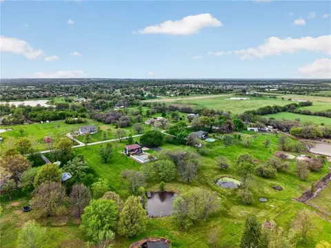 View/Area - 905 Florence Ave, Raymore, MO 64083 photo 5 of 6