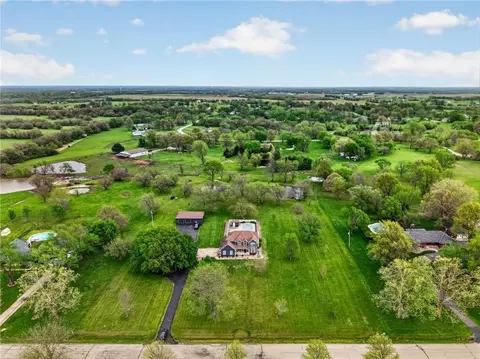 View/Area - 905 Florence Ave, Raymore, MO 64083 photo 4 of 6