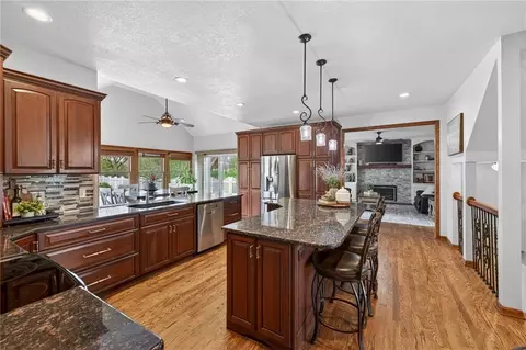 Kitchen - 905 Florence Ave, Raymore, MO 64083 photo 7 of 8