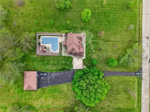 View/Area - 905 Florence Ave, Raymore, MO 64083 photo 6 of 6