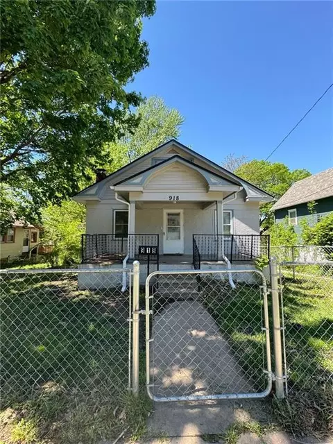 918 S Liberty St, Independence, MO 64050