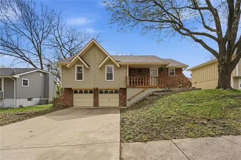10109 N Mcgee Ct, Kansas City, MO 64155