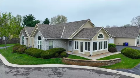 11392 S Pflumm Rd, Olathe, KS 66215