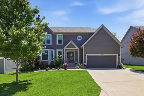 21409 W 50th Ter, Shawnee, KS 66218