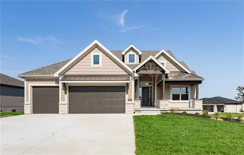 18625 Reinhardt St, Overland Park, KS 66085