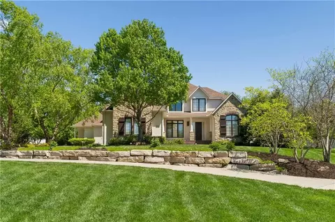 13917 Mastin St, Overland Park, KS 66213