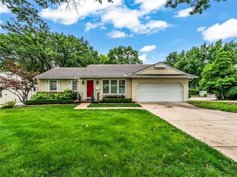 409 E 108 Ter, Kansas City, MO 64131