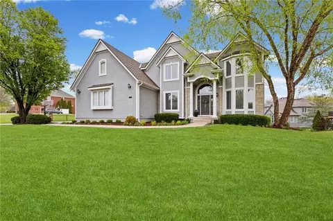 14501 Grandview St, Overland Park, KS 66221