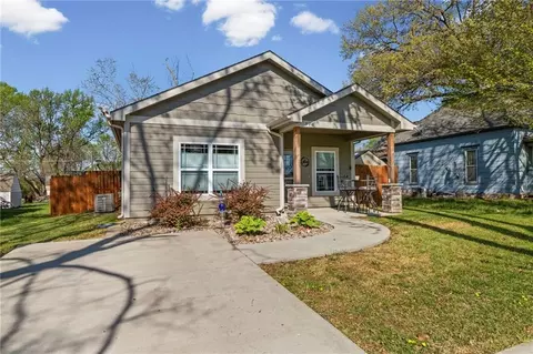 516 N Mulberry St, Ottawa, KS 66067