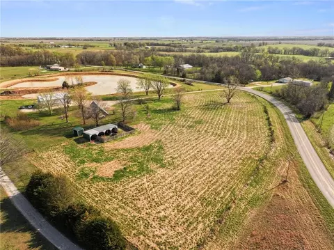 View/Area - 10059 B Hwy, Windsor, MO 65360 photo 3 of 3