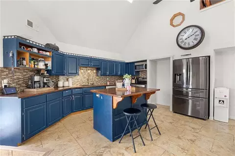 Kitchen - 10059 B Hwy, Windsor, MO 65360 photo 3 of 4