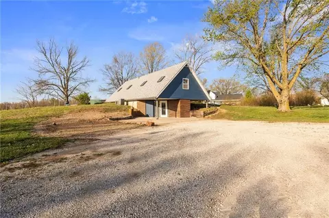 Other - 10059 B Hwy, Windsor, MO 65360 photo 4 of 12