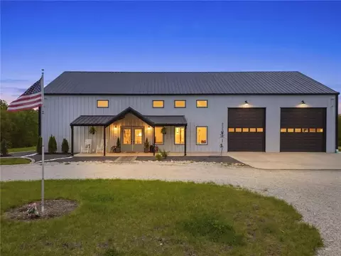23560 259th St, Mclouth, KS 66054