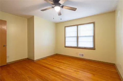 Bedroom - 12800 E 49th St, Independence, MO 64055 photo 5 of 7
