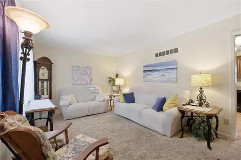 Living - 706 NE Darwin St, Lees Summit, MO 64063 photo 1 of 2