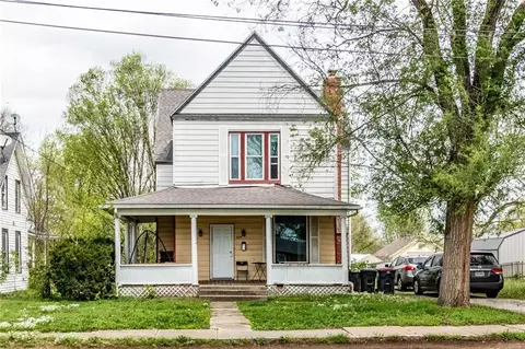 304 E Benton St, Windsor, MO 65360
