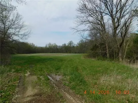 493 SW 1000 Rd, Chilhowee, MO 64733 photo 2