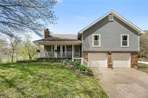 9710 N Conant Ave, Platte City, MO 64079