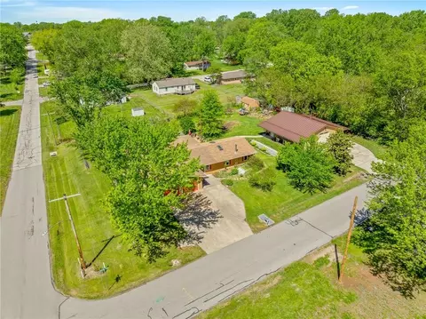 View/Area - 2804 E 174th St, Belton, MO 64012 photo 5 of 6