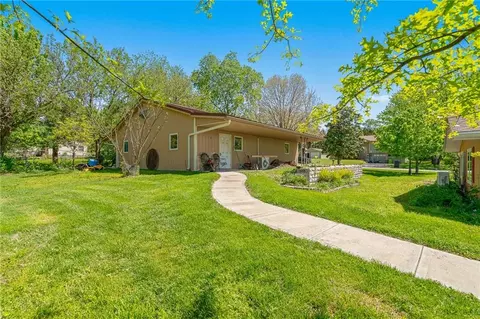 Exterior - 2804 E 174th St, Belton, MO 64012 photo 12 of 14