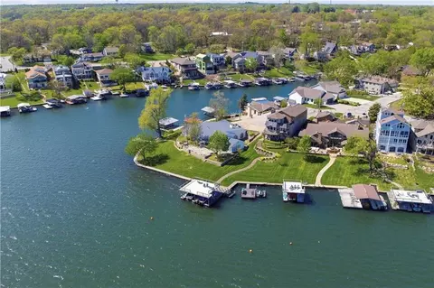 23 C St, Lake Lotawana, MO 64086