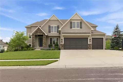 16128 Earnshaw St, Overland Park, KS 66221