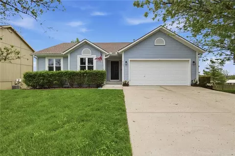 8523 NE 109 St, Kansas City, MO 64157