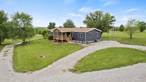 4312 K-68 Hwy, Wellsville, KS 66092