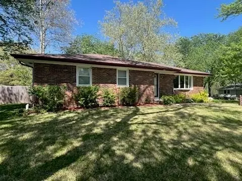 332 Lincoln Dr, Gower, MO 64454