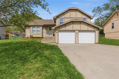200 NE 109th St, Kansas City, MO 64155