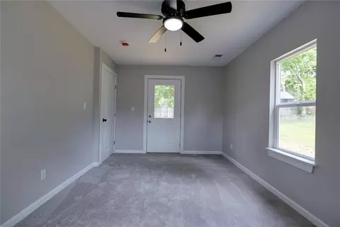 Bedroom - 2708 Windsor Ave, Independence, MO 64052 photo 4 of 4