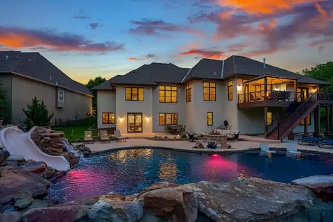 16332 Larsen St, Overland Park, KS 66221