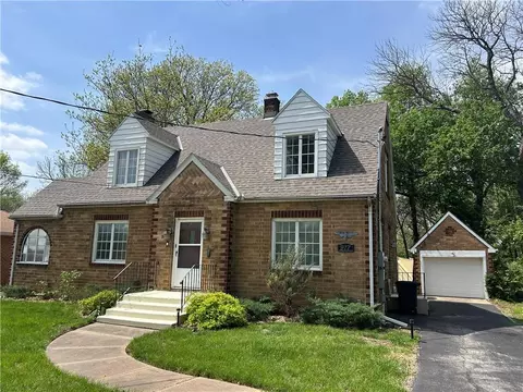 917 S Second St, Clinton, MO 64735
