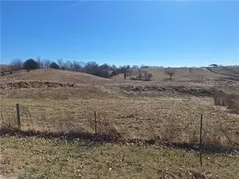 11202 Co Rd 375 St, Saint Joseph, MO 64505