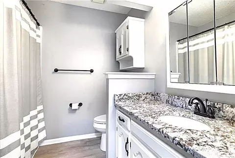 Bath - 700 Lark St, Raymore, MO 64083 photo 2 of 2
