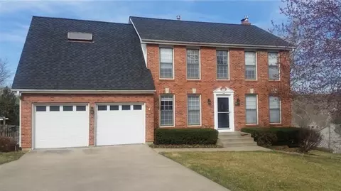 5014 Summit St, Shawnee, KS 66216