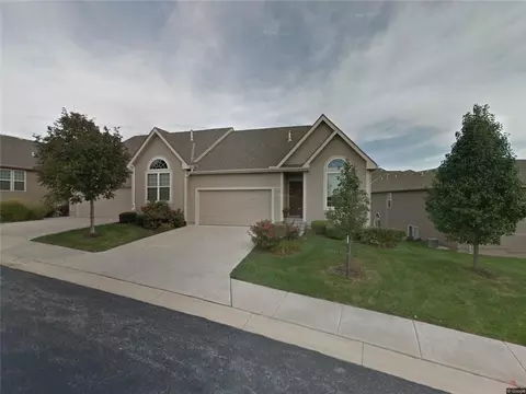 6125 Allman St, Shawnee, KS 66217