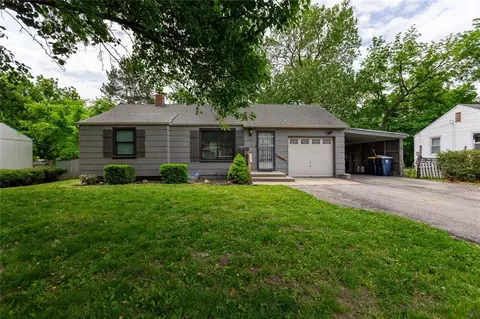 2619 NE 56th St, Kansas City, MO 64119