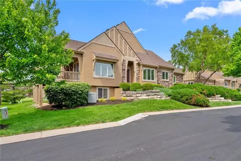 14128 S Summit St, Olathe, KS 66062