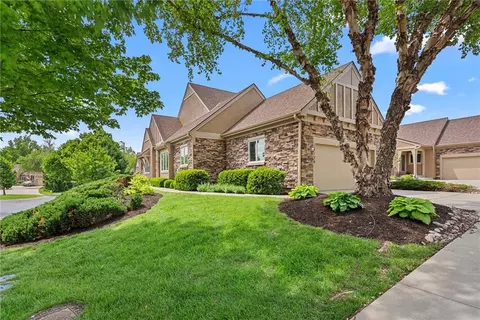 14128 S Summit St, Olathe, KS 66062