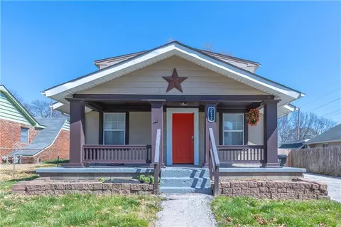 217 S Hunter St, Independence, MO 64050