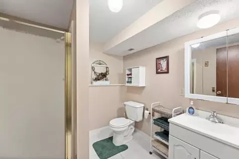 Bath - 330 E Hatten St, Drexel, MO 64742 photo 3 of 3