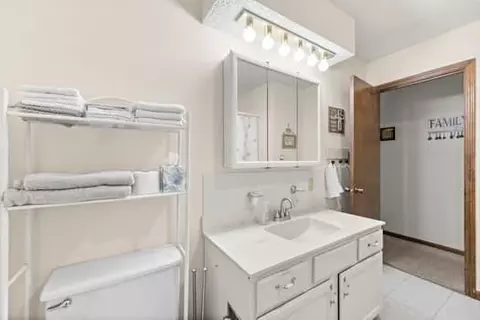 Bath - 330 E Hatten St, Drexel, MO 64742 photo 2 of 3