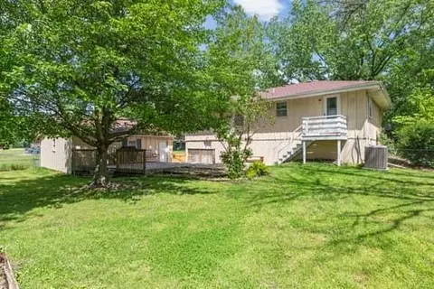 Exterior - 330 E Hatten St, Drexel, MO 64742 photo 2 of 7